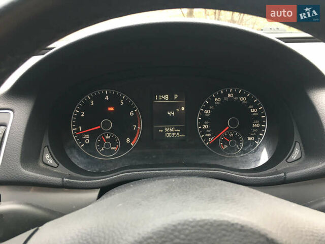 Серый Фольксваген Пассат, объемом двигателя 1.8 л и пробегом 195 тыс. км за 9200 $, фото 9 на Automoto.ua