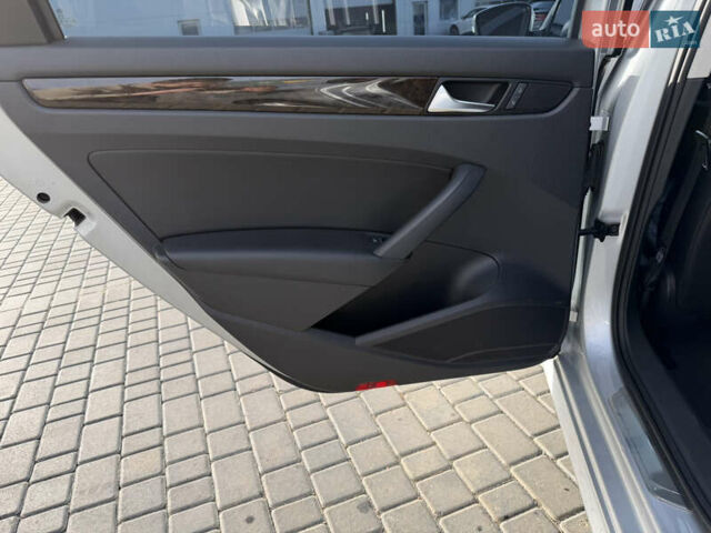 Сірий Фольксваген Пассат, об'ємом двигуна 2 л та пробігом 217 тис. км за 12600 $, фото 28 на Automoto.ua