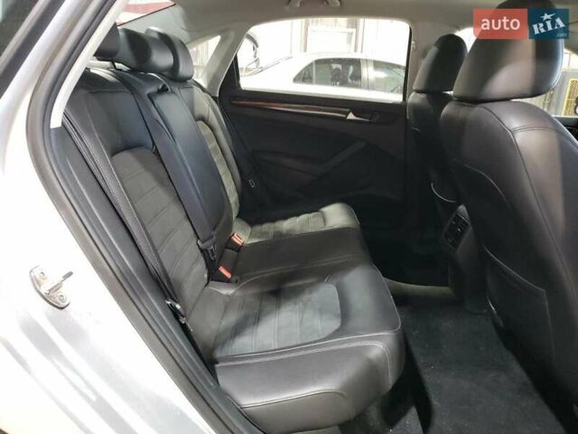 Сірий Фольксваген Пассат, об'ємом двигуна 2 л та пробігом 117 тис. км за 1400 $, фото 9 на Automoto.ua