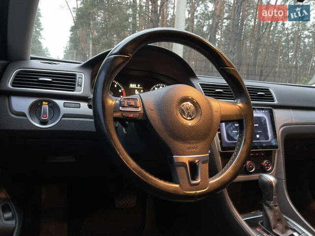 Серый Фольксваген Пассат, объемом двигателя 1.8 л и пробегом 180 тыс. км за 9999 $, фото 28 на Automoto.ua