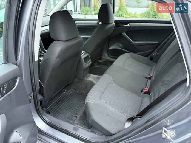 Серый Фольксваген Пассат, объемом двигателя 1.97 л и пробегом 220 тыс. км за 11500 $, фото 10 на Automoto.ua