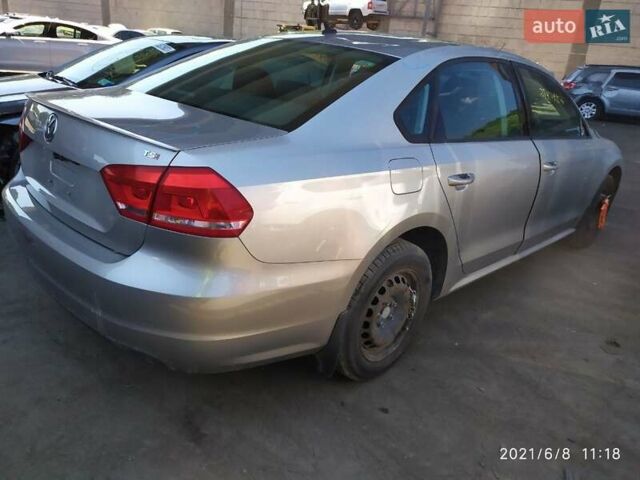 Серый Фольксваген Пассат, объемом двигателя 1.8 л и пробегом 146 тыс. км за 9800 $, фото 37 на Automoto.ua