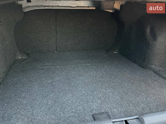 Серый Фольксваген Пассат, объемом двигателя 1.8 л и пробегом 212 тыс. км за 8900 $, фото 22 на Automoto.ua