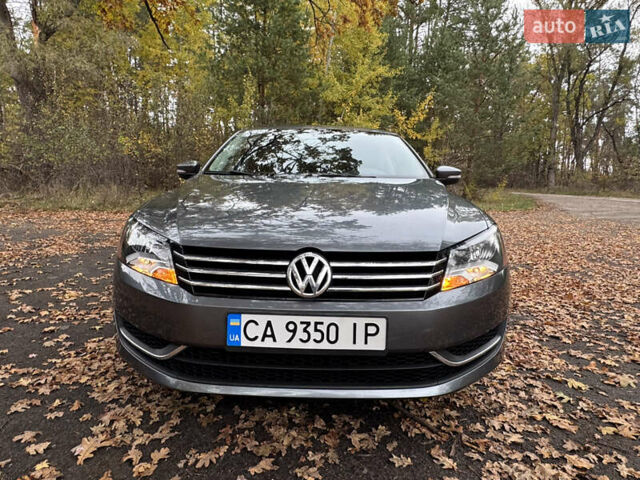 Серый Фольксваген Пассат, объемом двигателя 1.8 л и пробегом 197 тыс. км за 10499 $, фото 7 на Automoto.ua