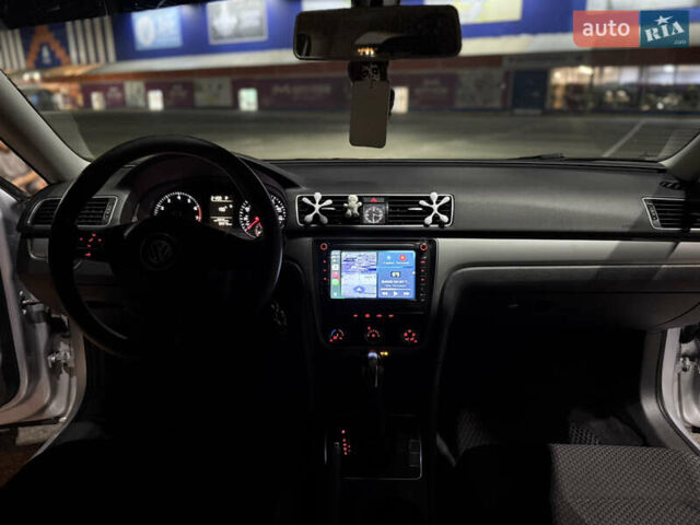 Серый Фольксваген Пассат, объемом двигателя 1.8 л и пробегом 145 тыс. км за 11500 $, фото 8 на Automoto.ua