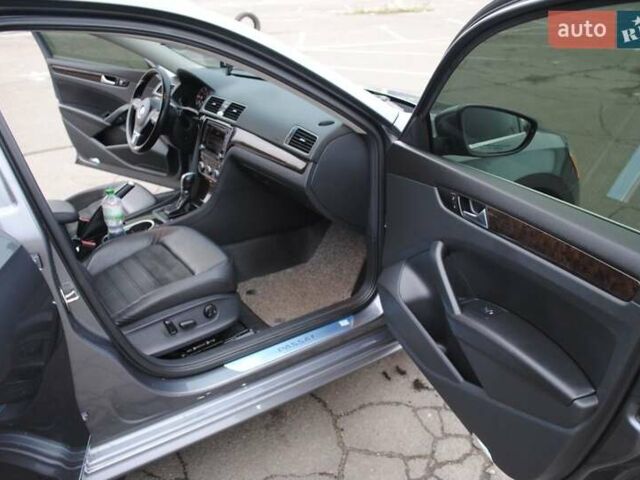 Сірий Фольксваген Пассат, об'ємом двигуна 1.97 л та пробігом 235 тис. км за 12999 $, фото 34 на Automoto.ua