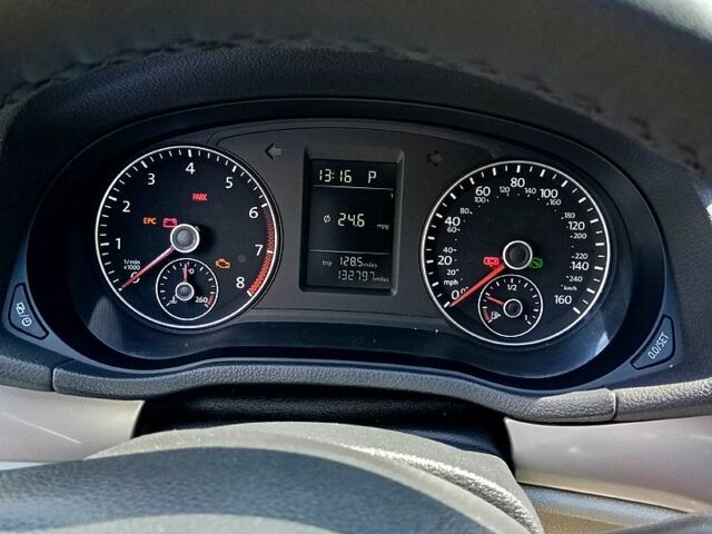 Серый Фольксваген Пассат, объемом двигателя 1.8 л и пробегом 213 тыс. км за 9800 $, фото 12 на Automoto.ua