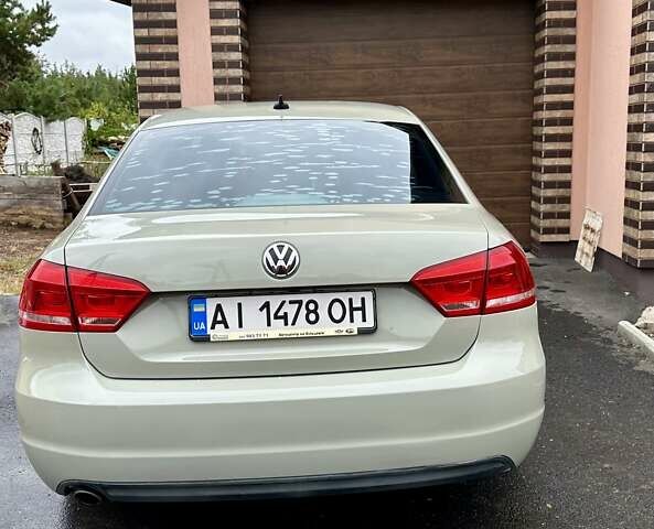 Серый Фольксваген Пассат, объемом двигателя 1.8 л и пробегом 167 тыс. км за 11000 $, фото 1 на Automoto.ua