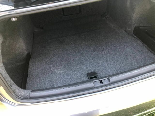 Сірий Фольксваген Пассат, об'ємом двигуна 2 л та пробігом 214 тис. км за 13200 $, фото 5 на Automoto.ua