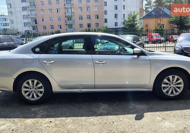 Серый Фольксваген Пассат, объемом двигателя 1.8 л и пробегом 210 тыс. км за 8200 $, фото 6 на Automoto.ua