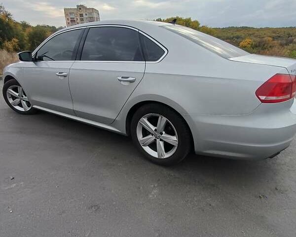 Серый Фольксваген Пассат, объемом двигателя 1.8 л и пробегом 150 тыс. км за 10500 $, фото 6 на Automoto.ua