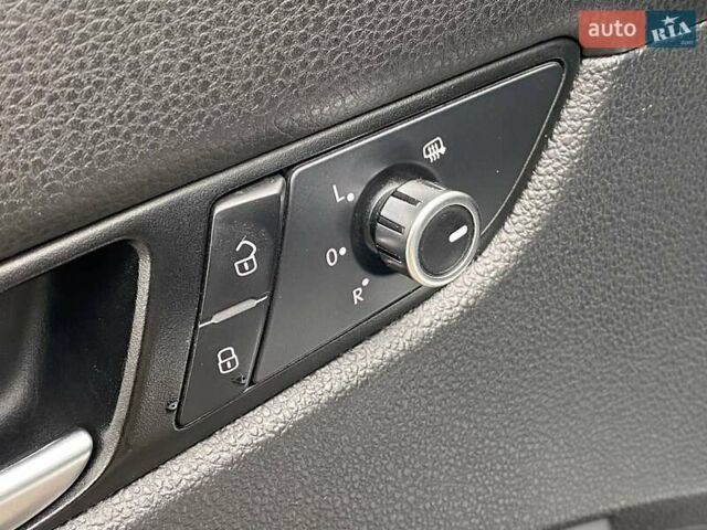 Серый Фольксваген Пассат, объемом двигателя 1.8 л и пробегом 194 тыс. км за 9790 $, фото 20 на Automoto.ua