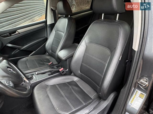 Серый Фольксваген Пассат, объемом двигателя 1.8 л и пробегом 197 тыс. км за 10499 $, фото 32 на Automoto.ua