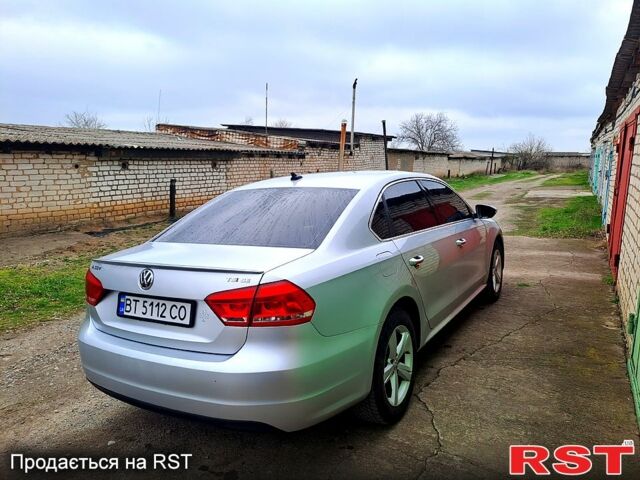 Серый Фольксваген Пассат, объемом двигателя 1.8 л и пробегом 124 тыс. км за 10500 $, фото 4 на Automoto.ua