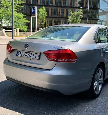 Сірий Фольксваген Пассат, об'ємом двигуна 1.8 л та пробігом 128 тис. км за 11700 $, фото 8 на Automoto.ua