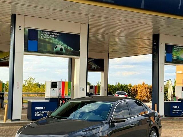 Серый Фольксваген Пассат, объемом двигателя 1.8 л и пробегом 80 тыс. км за 12900 $, фото 3 на Automoto.ua