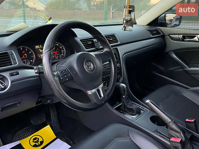 Серый Фольксваген Пассат, объемом двигателя 1.8 л и пробегом 212 тыс. км за 8900 $, фото 7 на Automoto.ua