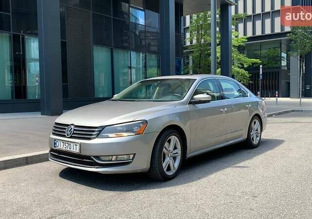 Сірий Фольксваген Пассат, об'ємом двигуна 1.8 л та пробігом 128 тис. км за 11700 $, фото 3 на Automoto.ua