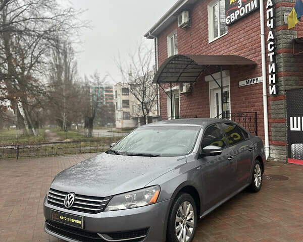 Сірий Фольксваген Пассат, об'ємом двигуна 1.8 л та пробігом 299 тис. км за 9500 $, фото 1 на Automoto.ua
