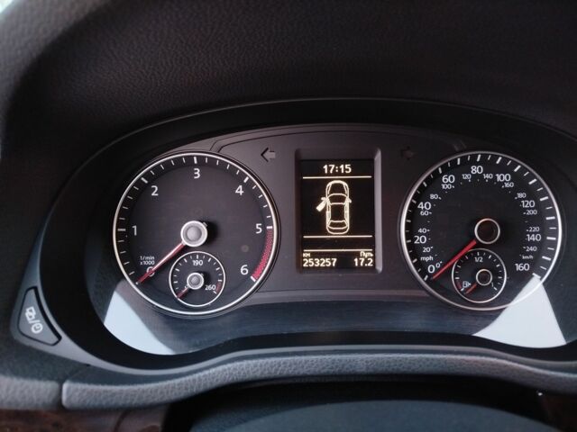 Сірий Фольксваген Пассат, об'ємом двигуна 2 л та пробігом 256 тис. км за 11100 $, фото 14 на Automoto.ua