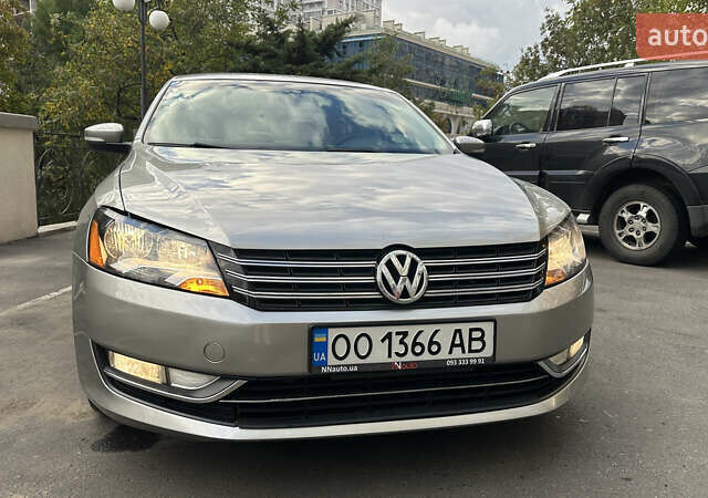 Серый Фольксваген Пассат, объемом двигателя 1.8 л и пробегом 150 тыс. км за 11200 $, фото 34 на Automoto.ua
