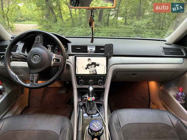 Серый Фольксваген Пассат, объемом двигателя 2 л и пробегом 189 тыс. км за 12800 $, фото 11 на Automoto.ua