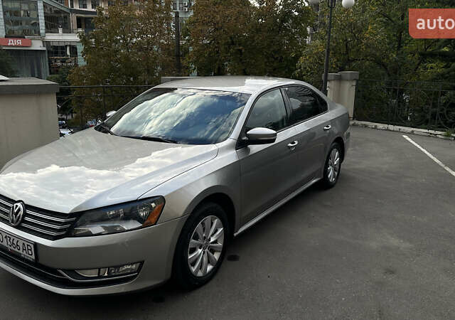 Серый Фольксваген Пассат, объемом двигателя 1.8 л и пробегом 150 тыс. км за 11200 $, фото 42 на Automoto.ua