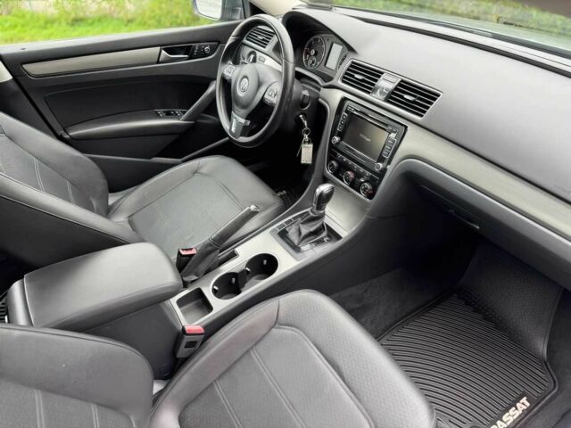 Серый Фольксваген Пассат, объемом двигателя 2 л и пробегом 84 тыс. км за 1900 $, фото 8 на Automoto.ua