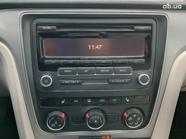 Серый Фольксваген Пассат, объемом двигателя 1.8 л и пробегом 260 тыс. км за 11490 $, фото 27 на Automoto.ua