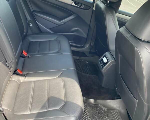 Серый Фольксваген Пассат, объемом двигателя 2 л и пробегом 202 тыс. км за 12000 $, фото 7 на Automoto.ua