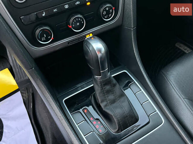 Серый Фольксваген Пассат, объемом двигателя 1.8 л и пробегом 212 тыс. км за 8900 $, фото 13 на Automoto.ua