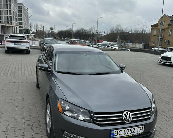 Серый Фольксваген Пассат, объемом двигателя 1.8 л и пробегом 225 тыс. км за 8600 $, фото 3 на Automoto.ua