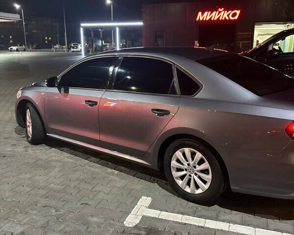 Сірий Фольксваген Пассат, об'ємом двигуна 1.8 л та пробігом 201 тис. км за 9500 $, фото 6 на Automoto.ua