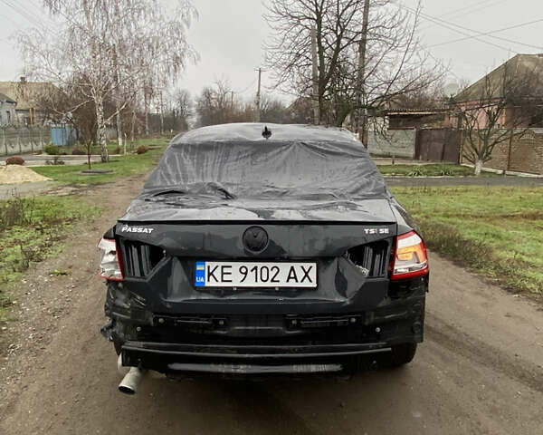 Серый Фольксваген Пассат, объемом двигателя 1.8 л и пробегом 82 тыс. км за 3800 $, фото 8 на Automoto.ua