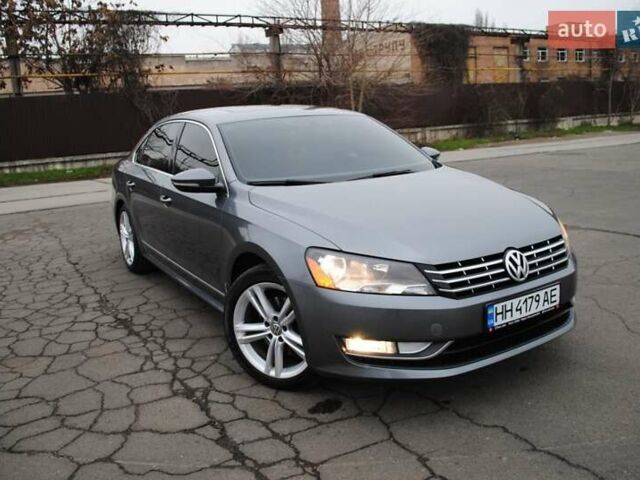 Сірий Фольксваген Пассат, об'ємом двигуна 1.97 л та пробігом 235 тис. км за 12999 $, фото 3 на Automoto.ua