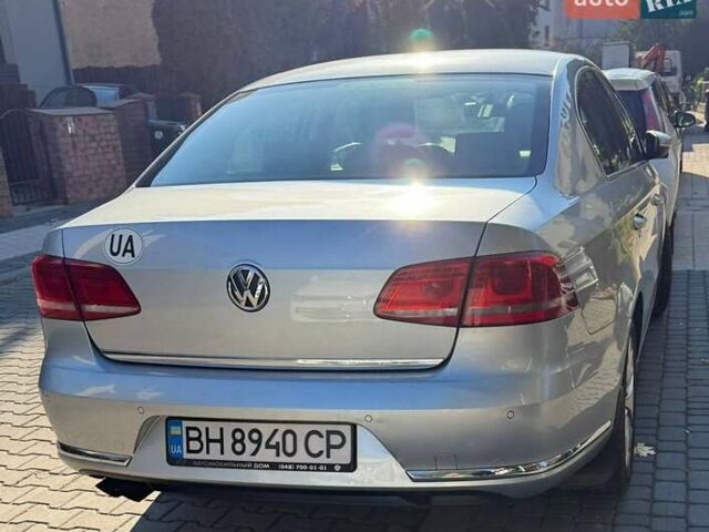 Серый Фольксваген Пассат, объемом двигателя 1.97 л и пробегом 140 тыс. км за 15000 $, фото 18 на Automoto.ua