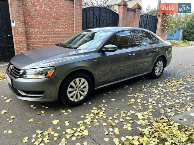 Сірий Фольксваген Пассат, об'ємом двигуна 1.8 л та пробігом 173 тис. км за 9200 $, фото 11 на Automoto.ua