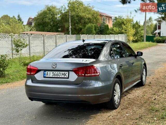 Серый Фольксваген Пассат, объемом двигателя 1.8 л и пробегом 199 тыс. км за 7999 $, фото 5 на Automoto.ua