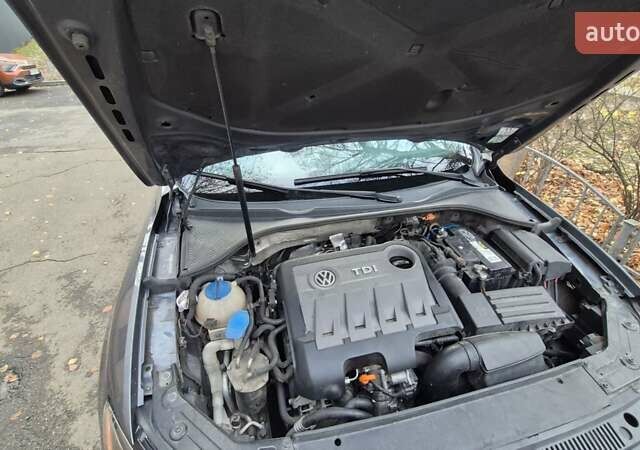 Серый Фольксваген Пассат, объемом двигателя 2 л и пробегом 199 тыс. км за 10800 $, фото 28 на Automoto.ua