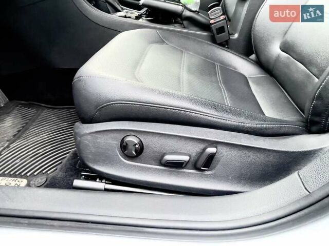 Сірий Фольксваген Пассат, об'ємом двигуна 1.8 л та пробігом 182 тис. км за 9500 $, фото 24 на Automoto.ua