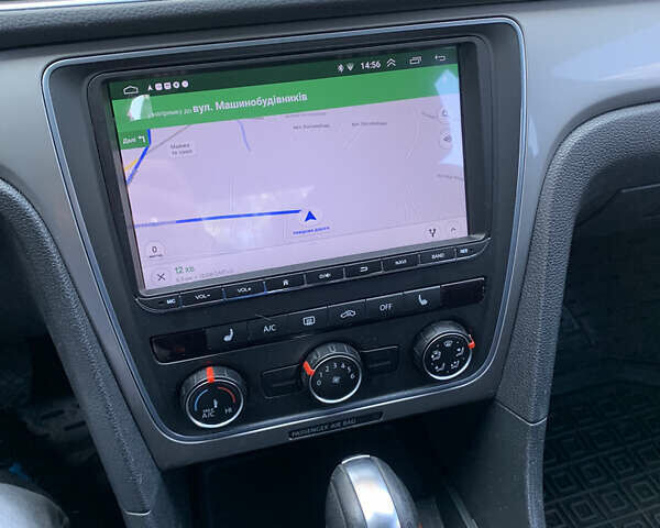 Серый Фольксваген Пассат, объемом двигателя 1.8 л и пробегом 195 тыс. км за 9200 $, фото 13 на Automoto.ua