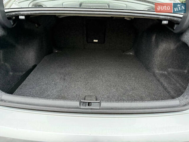 Серый Фольксваген Пассат, объемом двигателя 2 л и пробегом 110 тыс. км за 13200 $, фото 37 на Automoto.ua