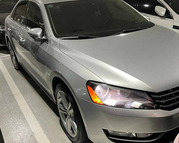 Серый Фольксваген Пассат, объемом двигателя 1.97 л и пробегом 248 тыс. км за 12900 $, фото 38 на Automoto.ua