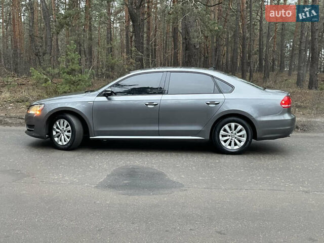 Серый Фольксваген Пассат, объемом двигателя 1.8 л и пробегом 180 тыс. км за 9999 $, фото 12 на Automoto.ua