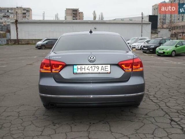 Сірий Фольксваген Пассат, об'ємом двигуна 1.97 л та пробігом 235 тис. км за 12999 $, фото 12 на Automoto.ua