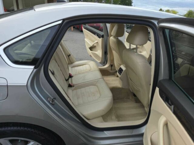 Серый Фольксваген Пассат, объемом двигателя 2 л и пробегом 83 тыс. км за 4700 $, фото 9 на Automoto.ua