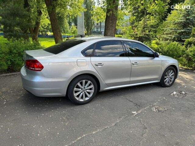 Серый Фольксваген Пассат, объемом двигателя 1.8 л и пробегом 245 тыс. км за 11390 $, фото 4 на Automoto.ua