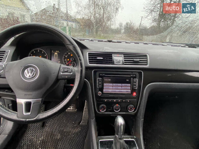 Серый Фольксваген Пассат, объемом двигателя 1.8 л и пробегом 82 тыс. км за 3800 $, фото 3 на Automoto.ua