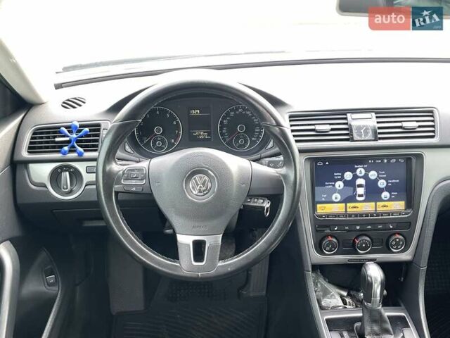 Сірий Фольксваген Пассат, об'ємом двигуна 1.8 л та пробігом 182 тис. км за 9500 $, фото 19 на Automoto.ua