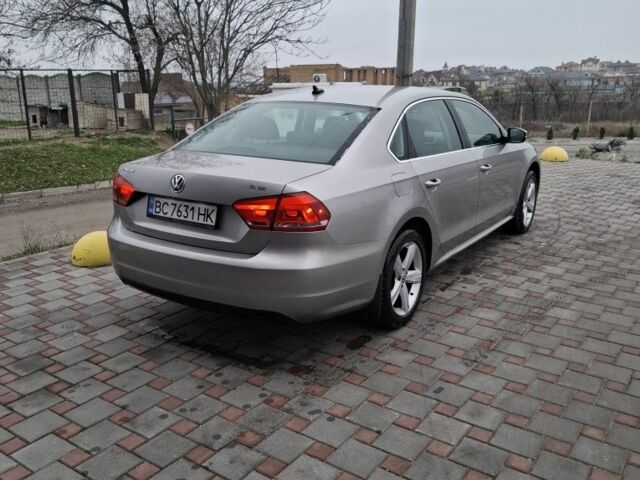 Серый Фольксваген Пассат, объемом двигателя 1.8 л и пробегом 185 тыс. км за 11300 $, фото 2 на Automoto.ua